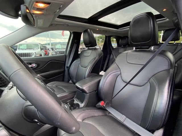 Used 2022 Jeep Cherokee Latitude Lux w/ Sun & Sound Group AWD/4WD image 14