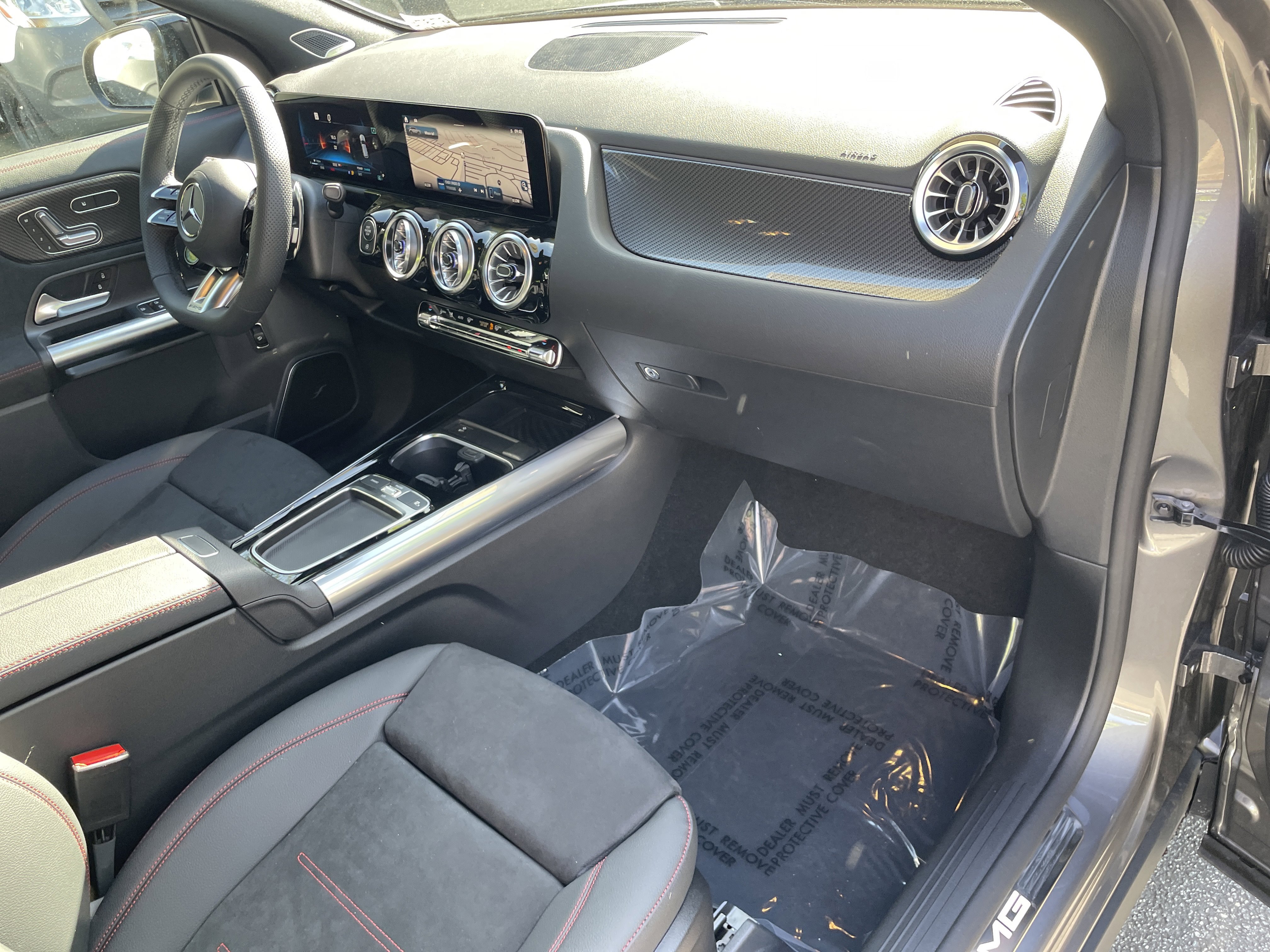 New 2026 Mercedes-Benz GLA 35 AMG 4MATIC image 42