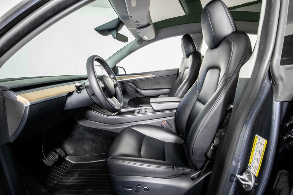Used 2023 Tesla Model Y Long Range image 8