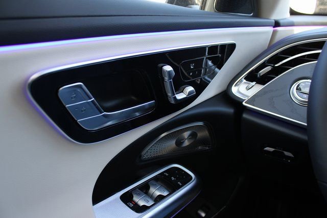 New 2026 Mercedes-Benz E 350 4MATIC Sedan image 23