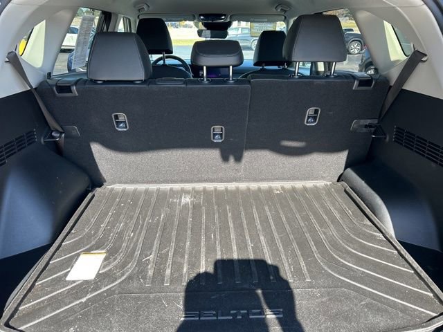 Used 2025 Kia Seltos EX image 29
