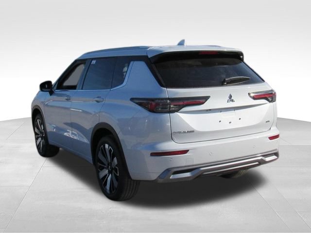 New 2026 Mitsubishi Outlander SEL FWD image 5
