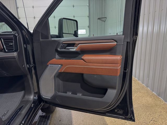 Used 2024 GMC Sierra 3500 Denali Ultimate AWD/4WD image 20