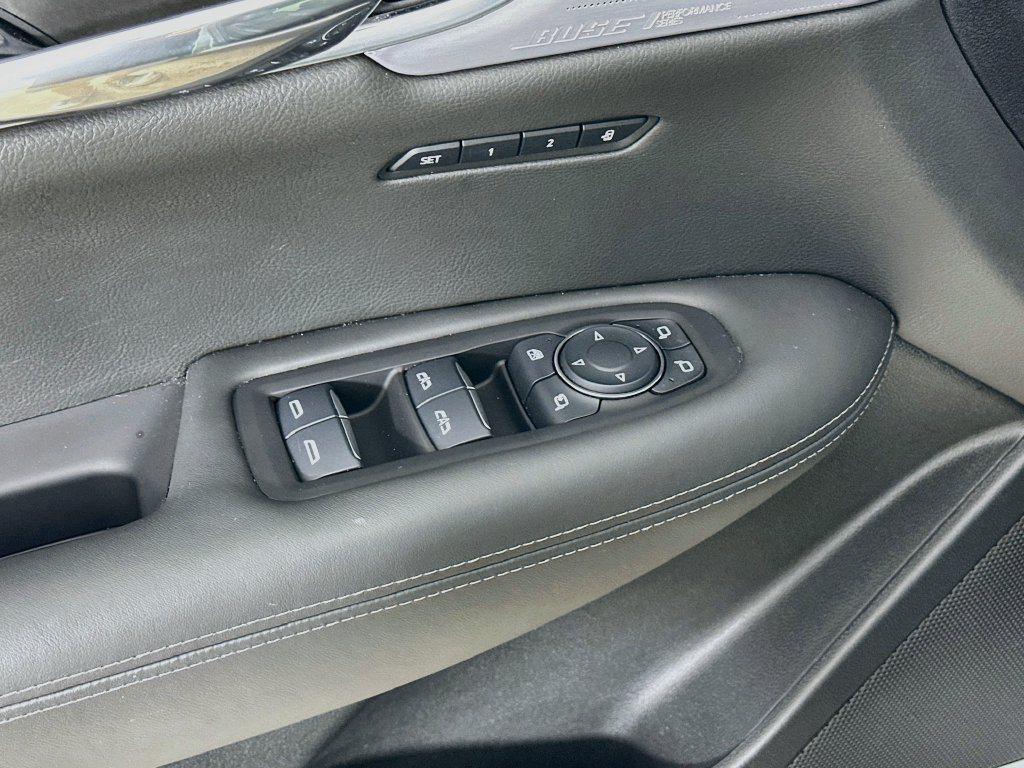 Certified 2025 Cadillac XT6 Premium Luxury w/ Platinum Package AWD/4WD image 23