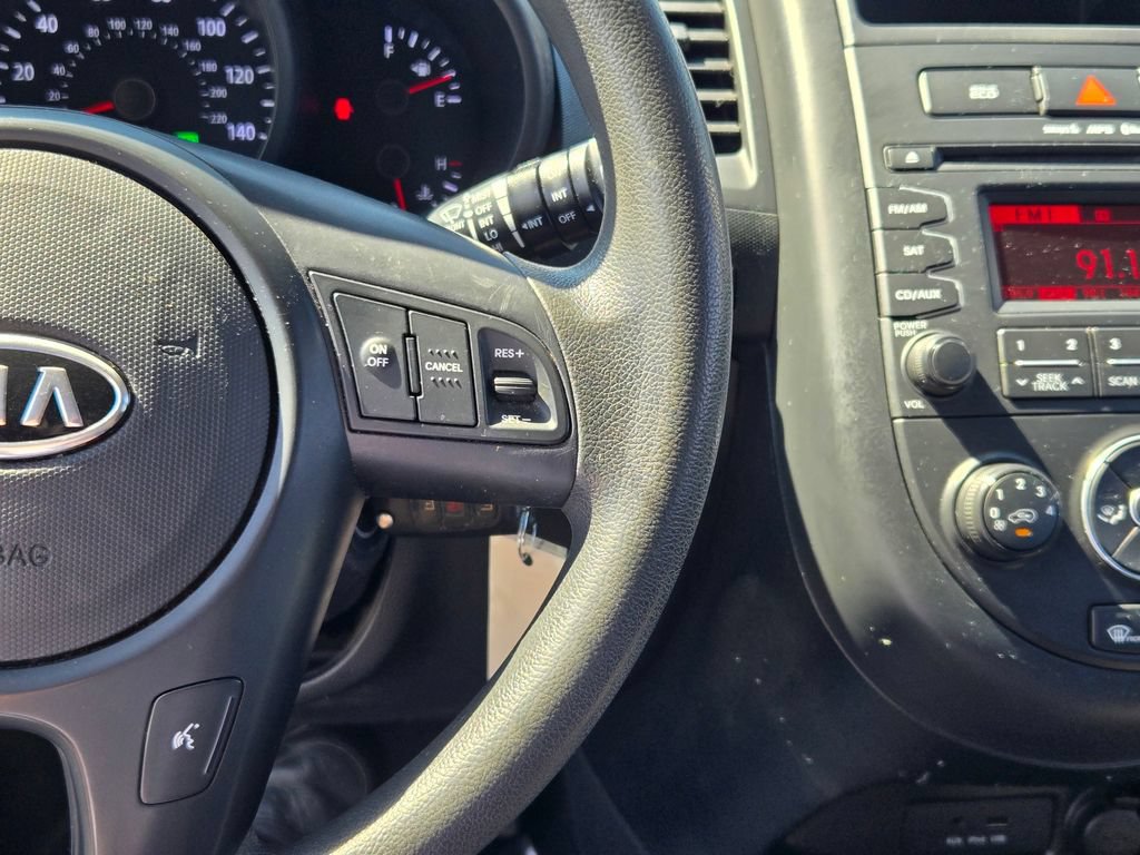 Used 2012 Kia Soul FWD image 35