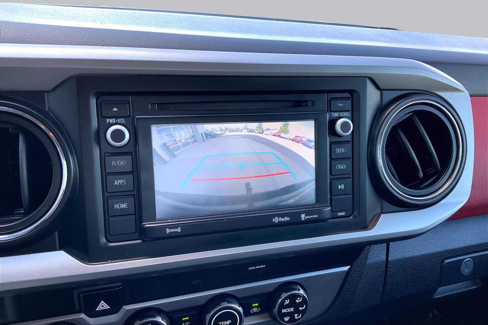 Used 2019 Toyota Tacoma SR5 AWD/4WD image 28