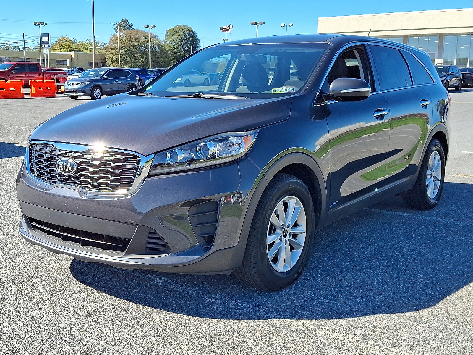 Used 2019 Kia Sorento AWD V6 image 3