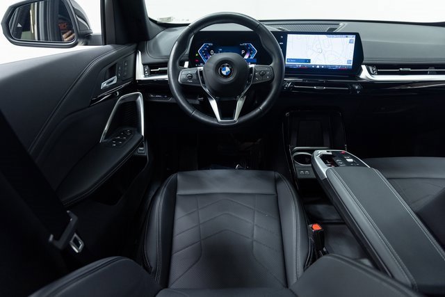 Certified 2025 BMW X1 xDrive28i w/ Convenience Package image 3