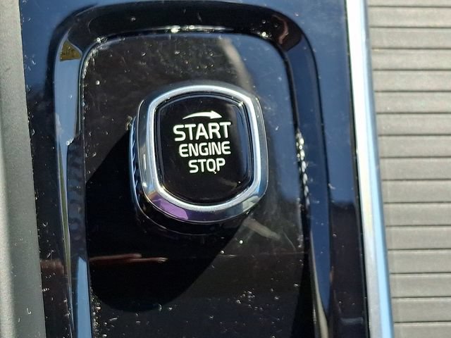 Certified 2023 Volvo XC60 B5 Core w/ Climate Package AWD/4WD image 27