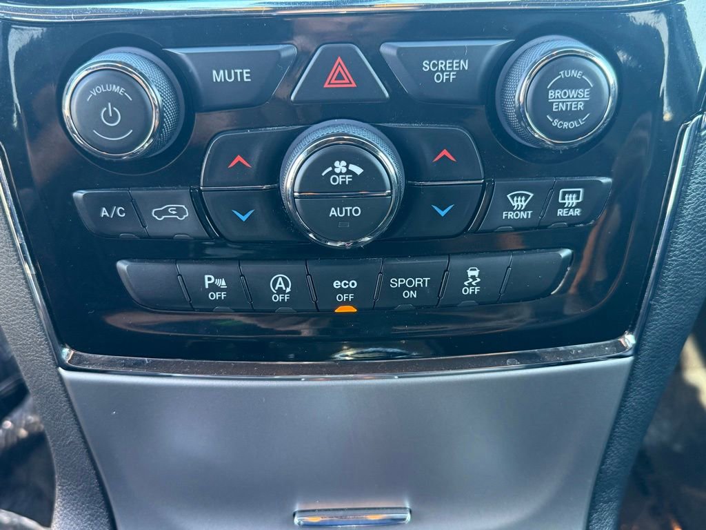 Used 2021 Jeep Grand Cherokee Limited image 36