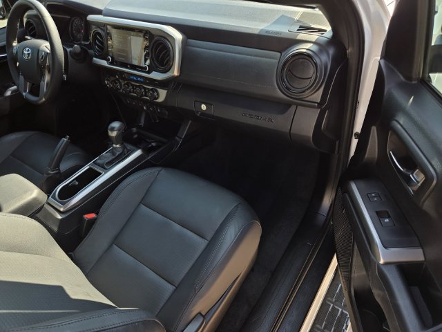 Used 2023 Toyota Tacoma Limited AWD/4WD image 8