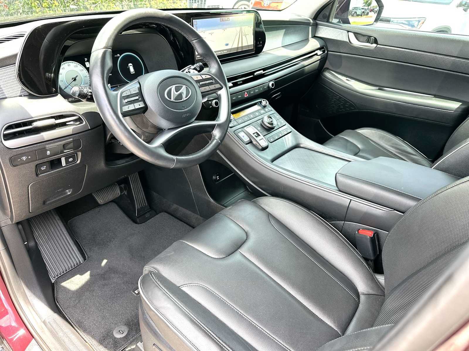 Used 2023 Hyundai Palisade Limited FWD image 18