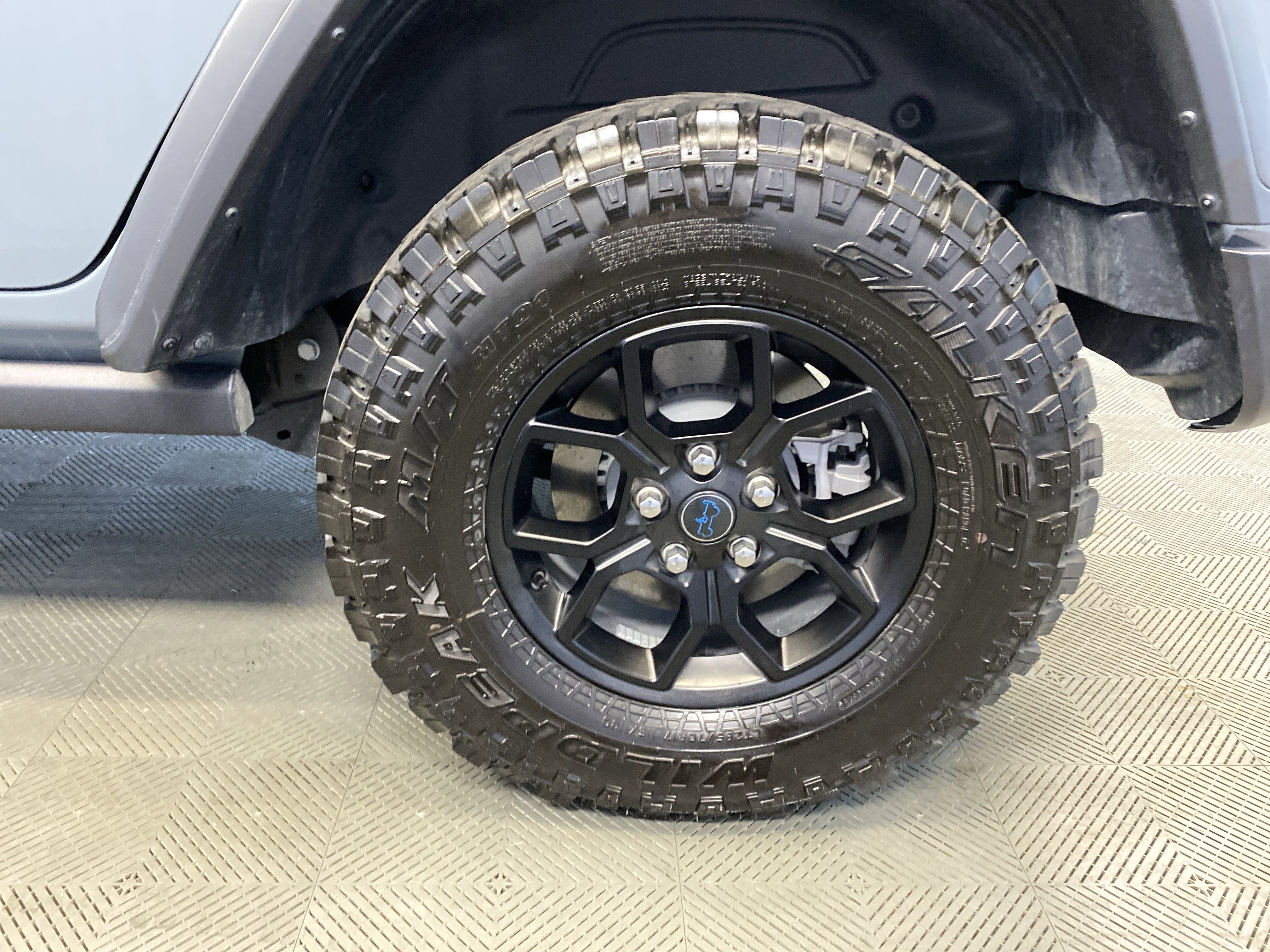 Certified 2025 Jeep Wrangler Willys image 31