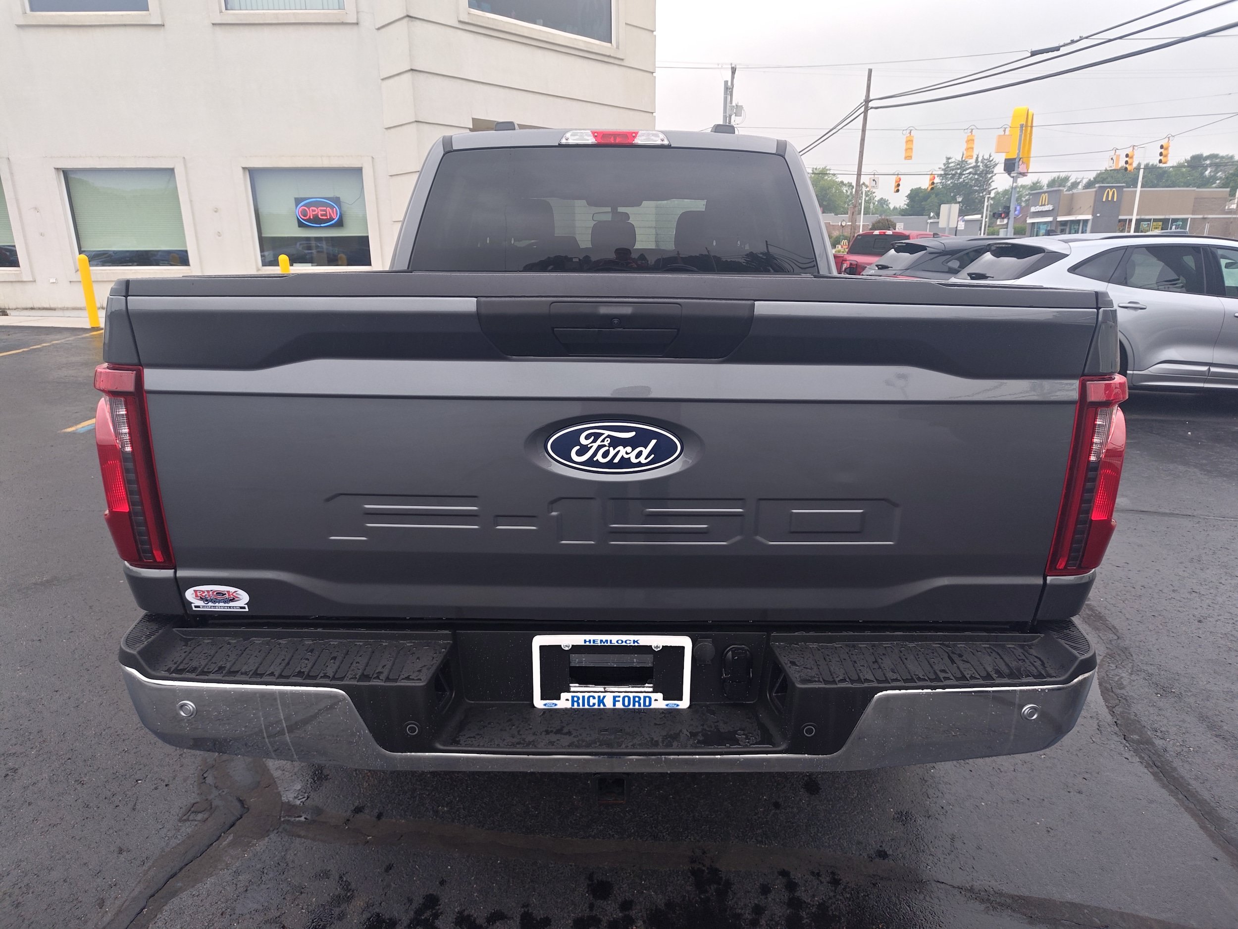 Used 2025 Ford F150 XLT w/ Equipment Group 301A Standard AWD/4WD image 4