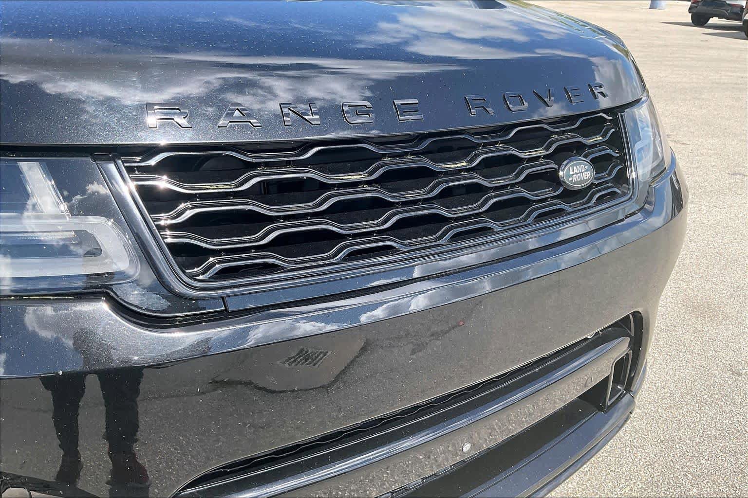 Used 2020 Land Rover Range Rover Sport SVR AWD/4WD image 29