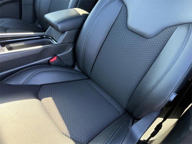 New 2025 Jeep Compass Latitude w/ Sun & Sound Group image 32