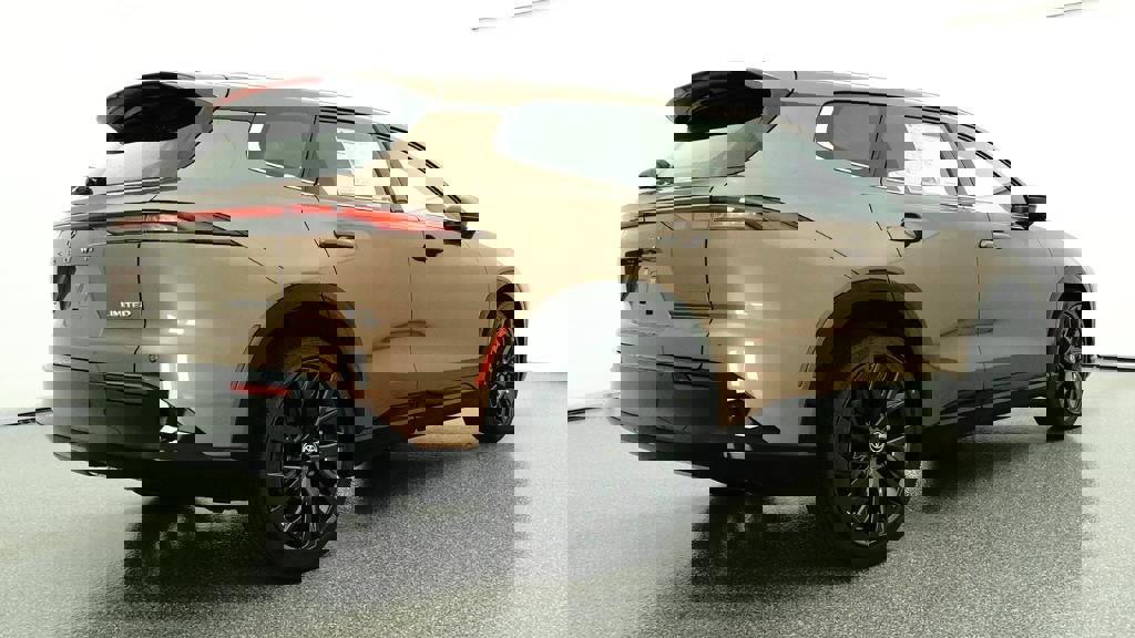 New 2026 Toyota Crown Signia AWD/4WD image 25