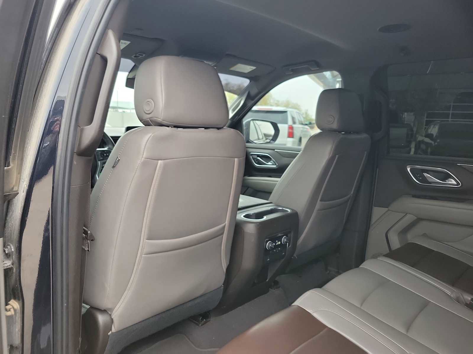 Used 2023 Chevrolet Tahoe LS image 12