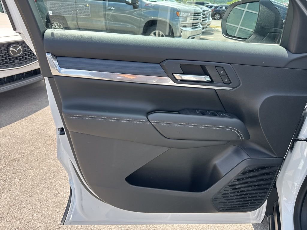 Used 2025 GMC Terrain Elevation AWD/4WD image 10