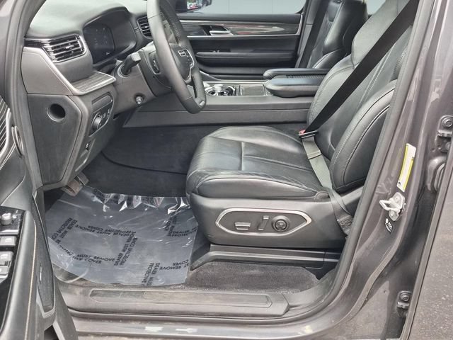 Used 2022 Jeep Wagoneer Series II AWD/4WD image 12