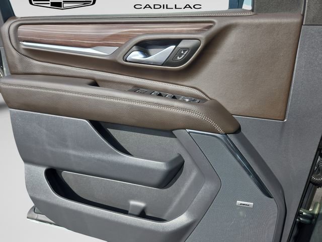 Used 2024 GMC Yukon XL Denali AWD/4WD image 18