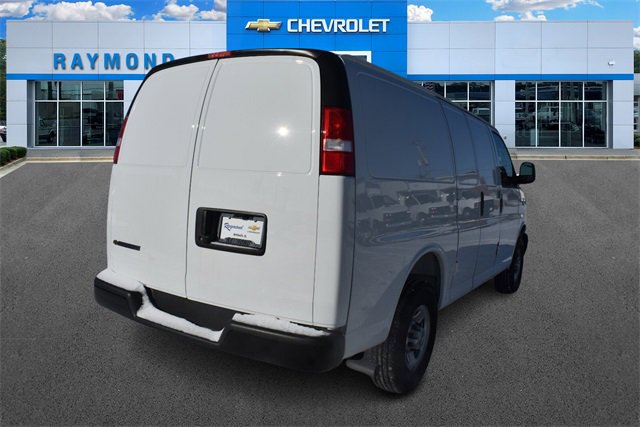 New 2025 Chevrolet Express 2500 Work Van w/ Driver Convenience Package image 3