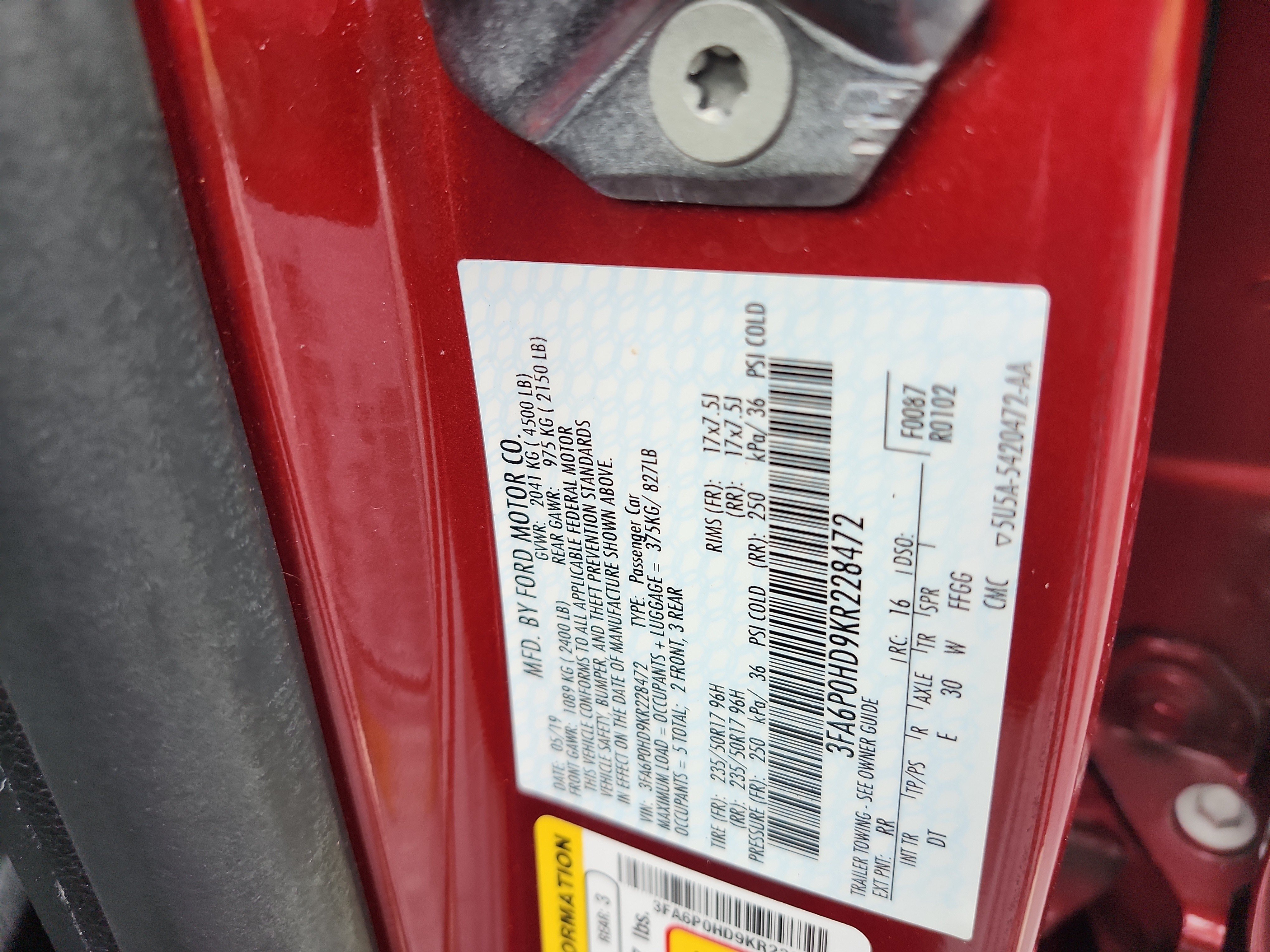 Used 2019 Ford Fusion SE FWD image 21