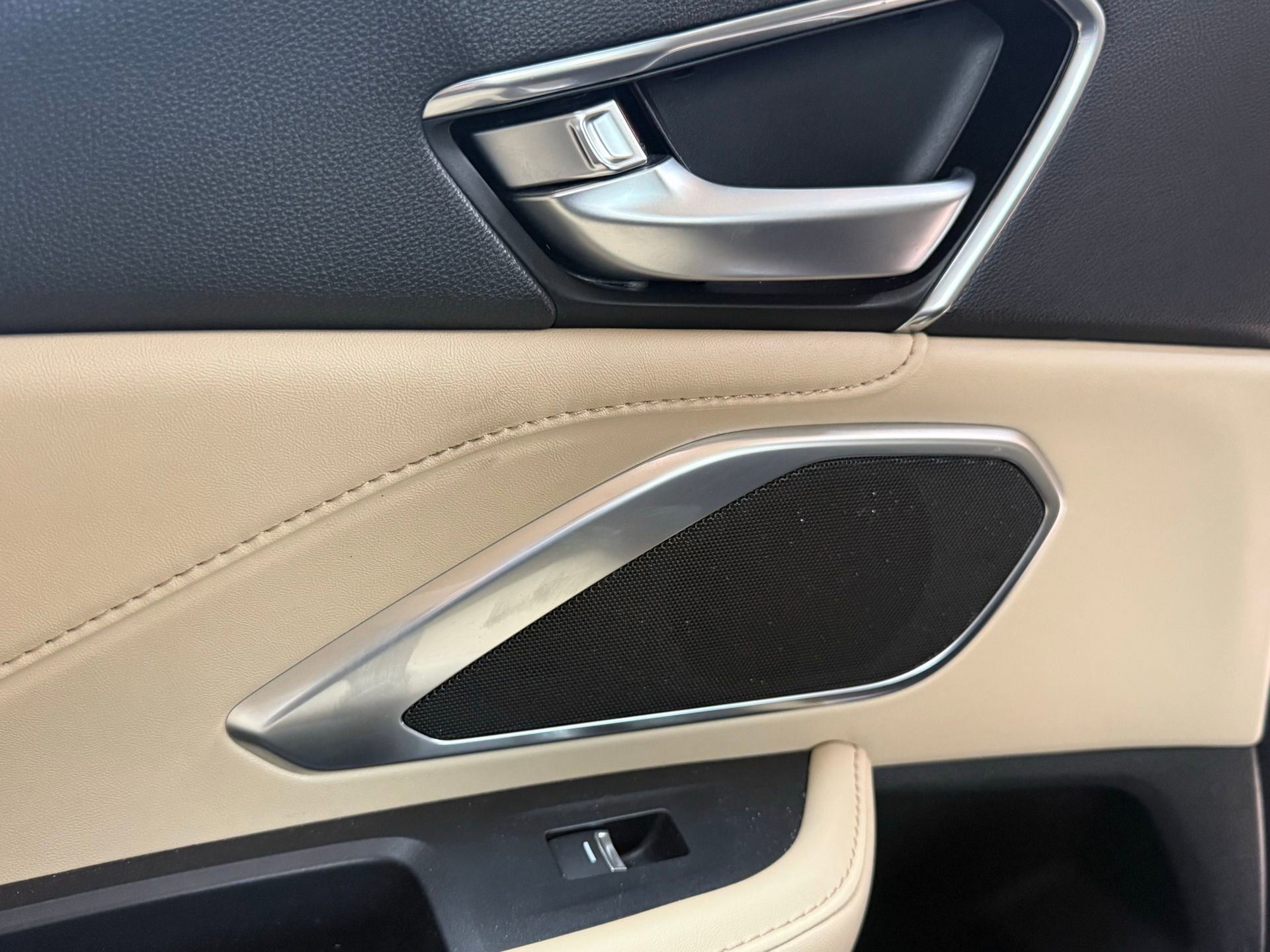 Used 2022 Acura RDX FWD image 33