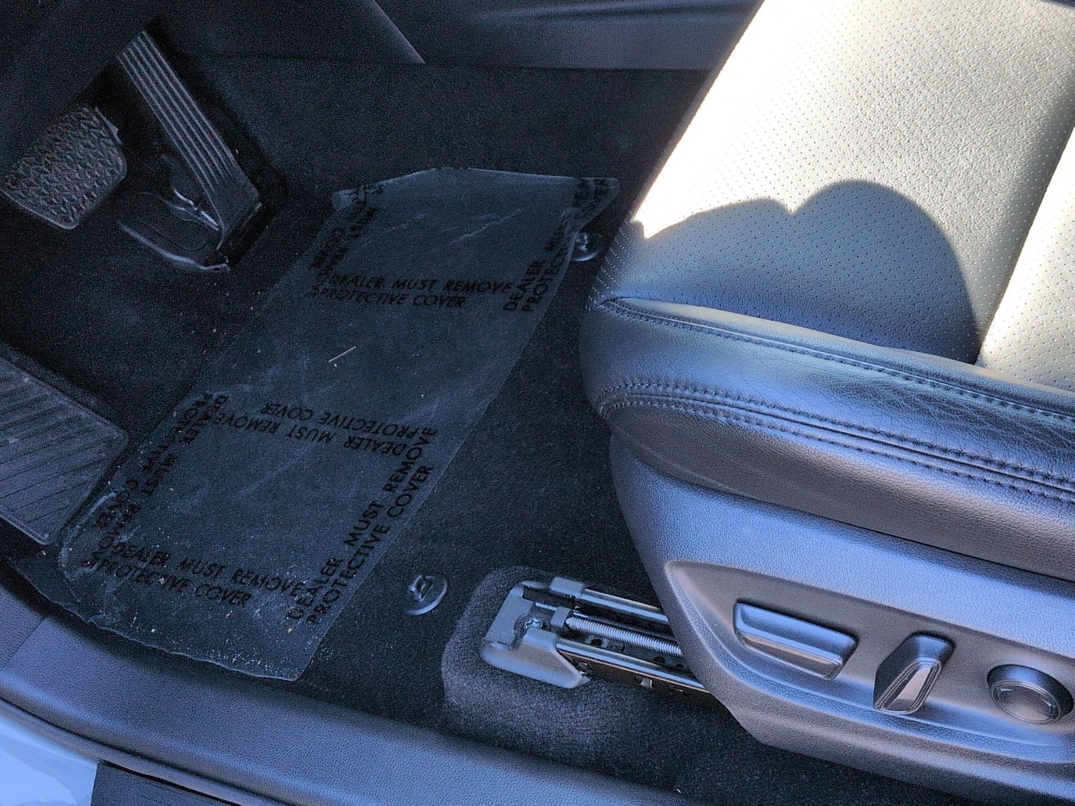 Used 2023 Toyota Crown XLE image 17