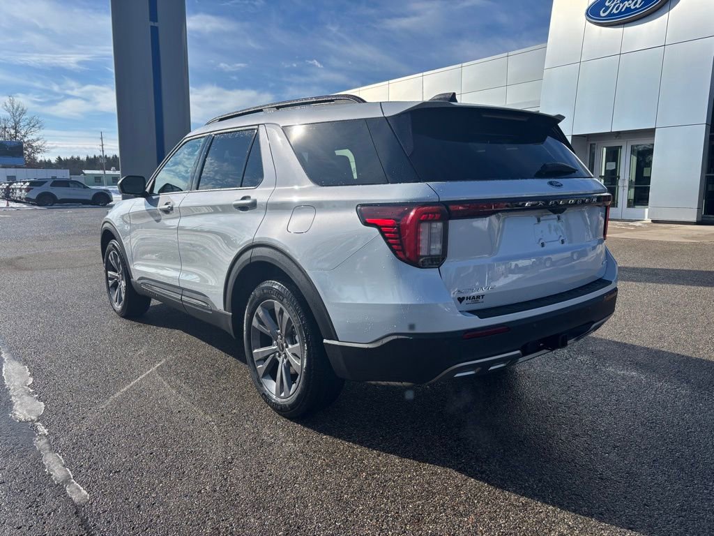 Used 2026 Ford Explorer Active w/ Active Comfort Package AWD/4WD image 5