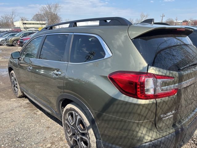 Used 2023 Subaru Ascent Touring image 8