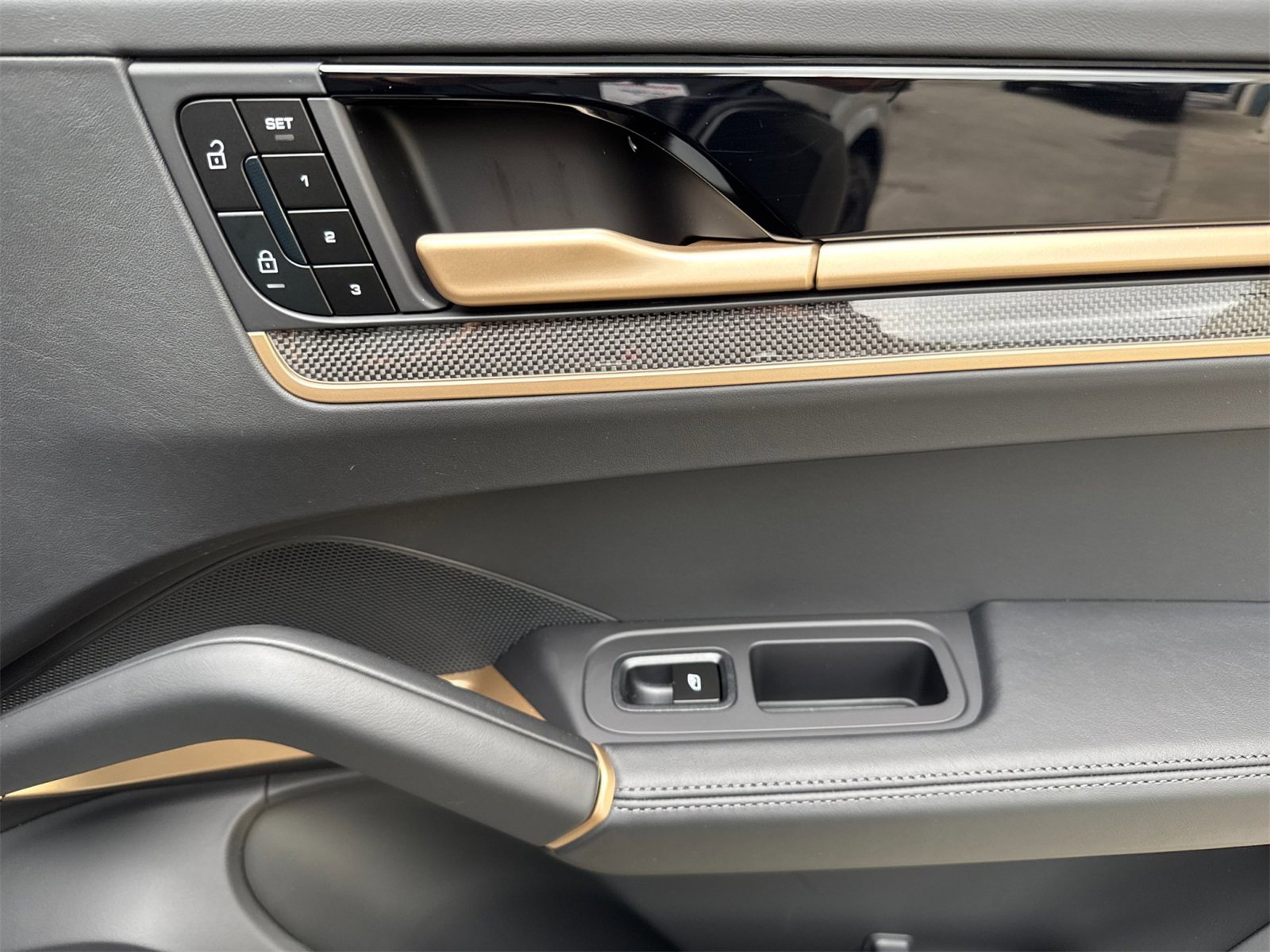 New 2026 Porsche Cayenne Turbo image 18