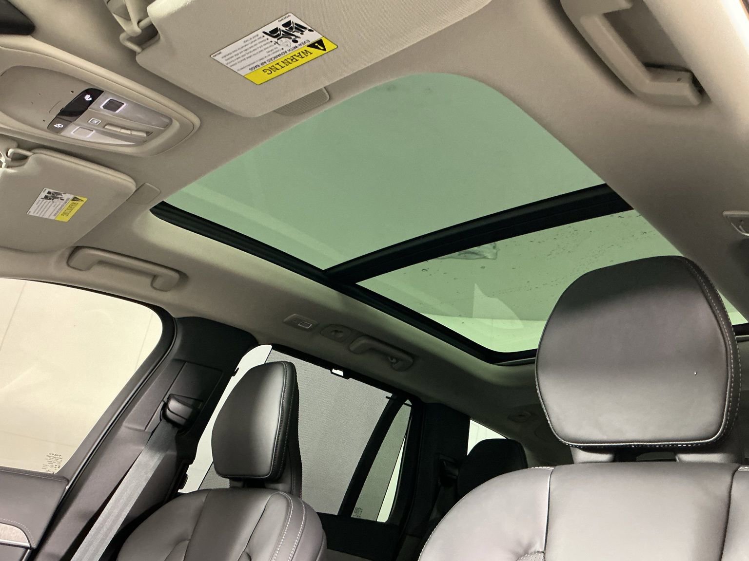 Used 2024 Volvo XC90 B6 Ultimate image 16