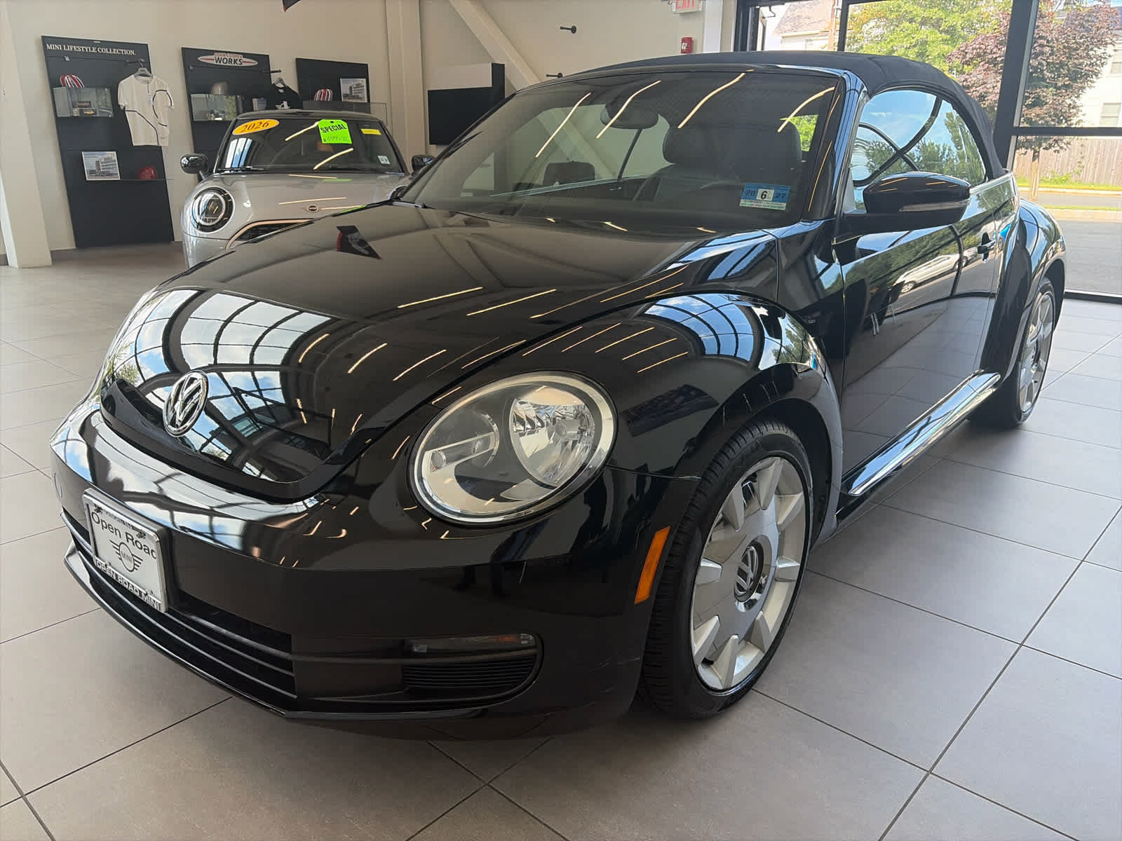 Used 2014 Volkswagen Beetle 2.5