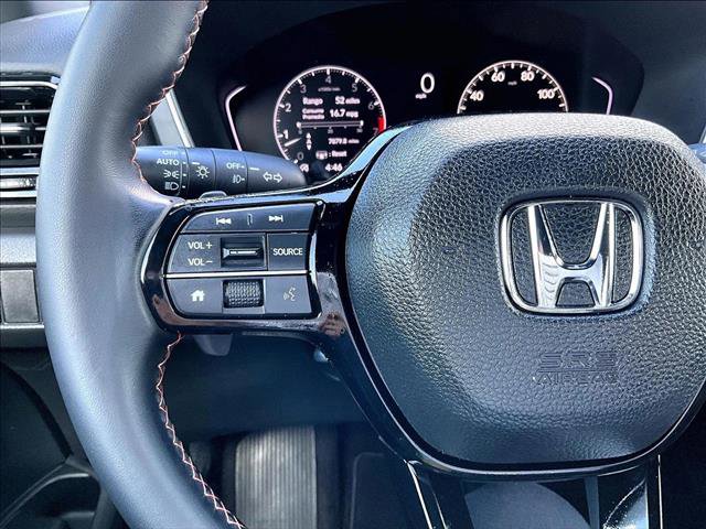 Used 2025 Honda Pilot Sport image 20