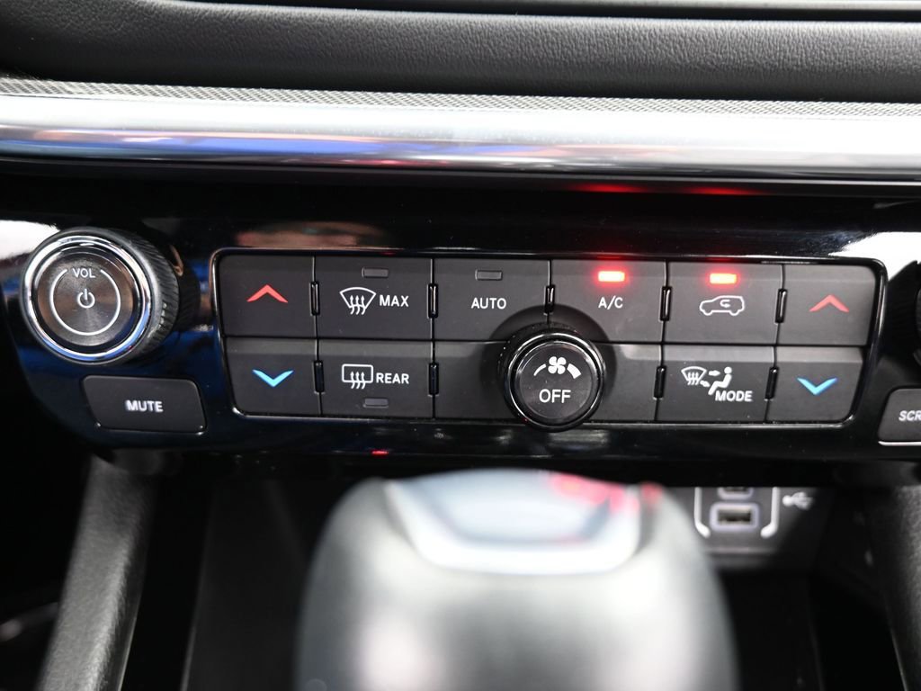 Used 2023 Jeep Compass High Altitude image 37