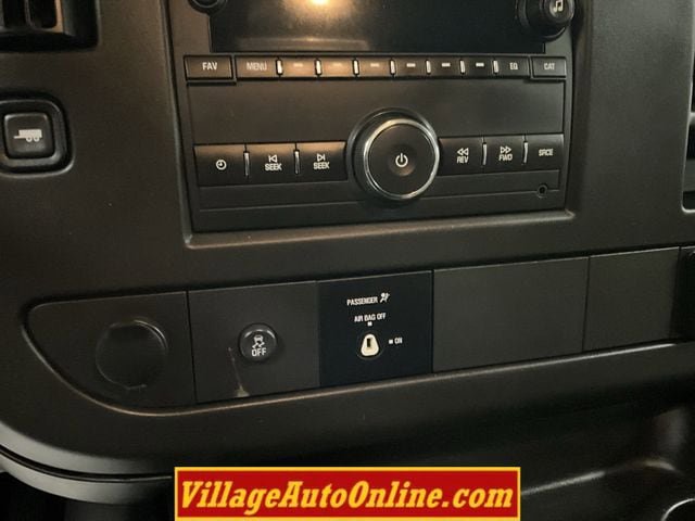Used 2015 GMC Savana 2500 RWD image 20