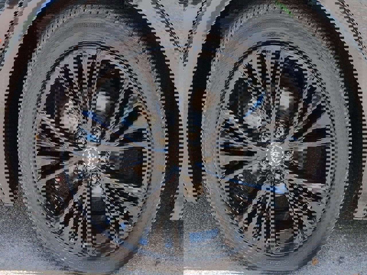 Used 2026 Toyota Prius image 11