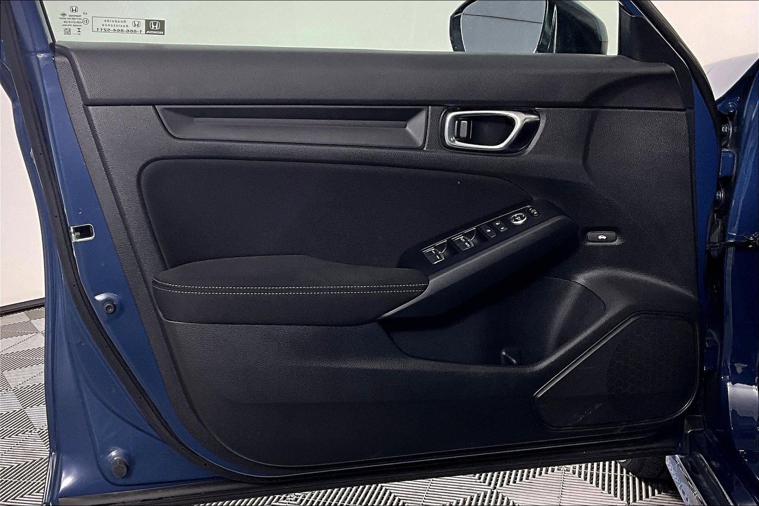 Used 2025 Honda Civic LX image 20