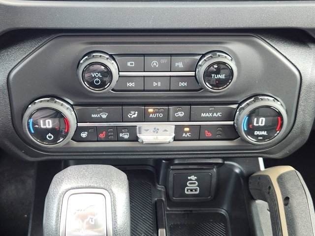 New 2026 Ford Bronco Badlands AWD/4WD image 14