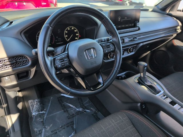 Used 2025 Honda HR-V Sport image 15