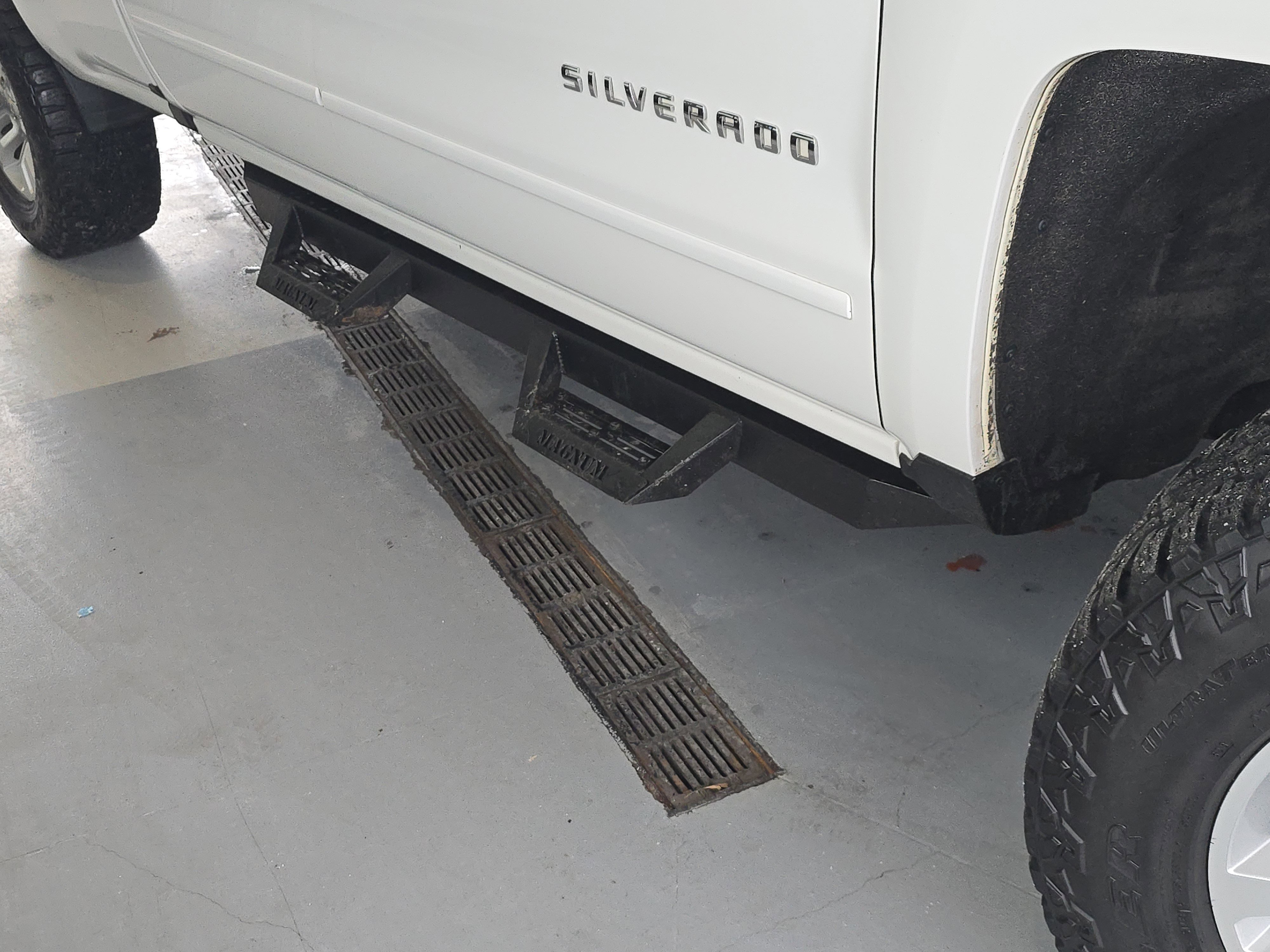 Used 2017 Chevrolet Silverado 1500 LT w/ All Star Edition image 17