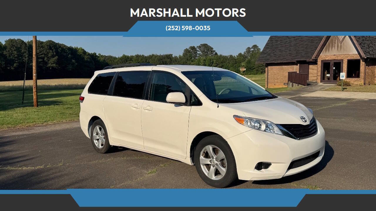 Used 2012 Toyota Sienna LE FWD image 1