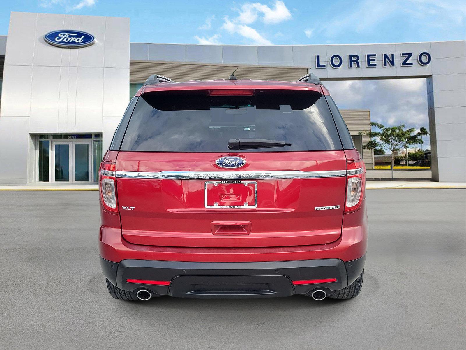 Used 2014 Ford Explorer XLT w/ Equipment Group 202A FWD image 6