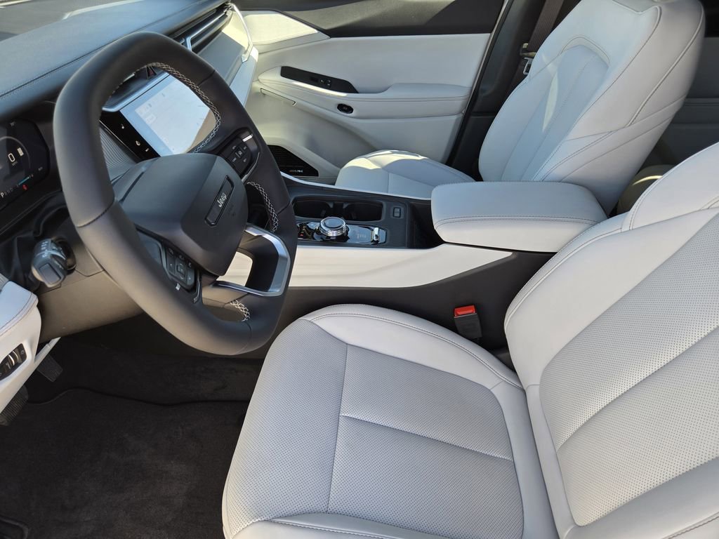 New 2026 Jeep Cherokee Limited image 8