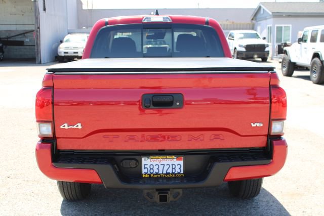 Used 2020 Toyota Tacoma SR5 w/ Technology Package AWD/4WD image 5