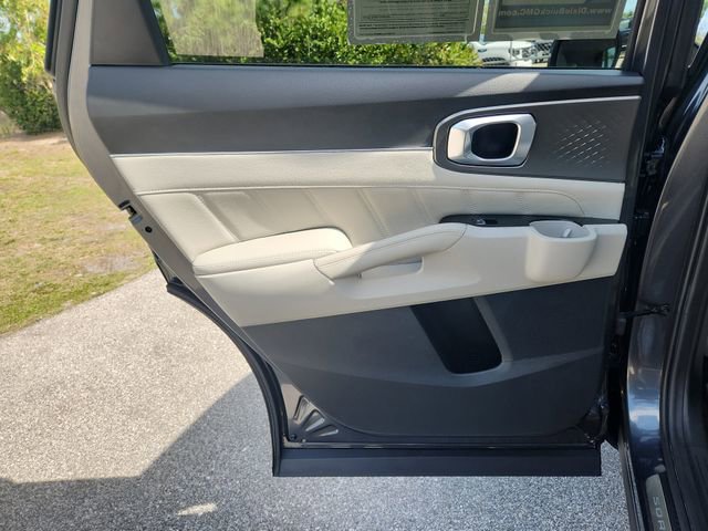 Used 2021 Kia Sorento SX image 11