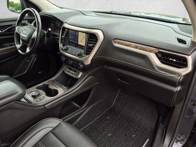 Used 2021 GMC Acadia Denali w/ Denali Ultimate Package AWD/4WD image 24