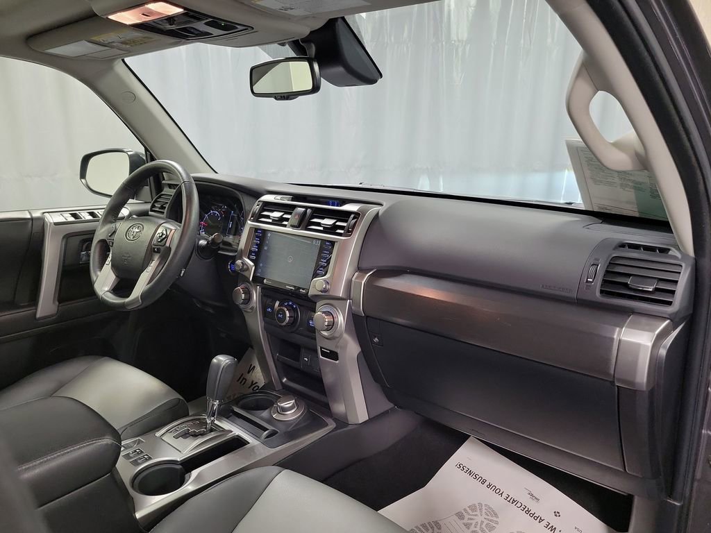 Used 2021 Toyota 4Runner SR5 Premium image 27