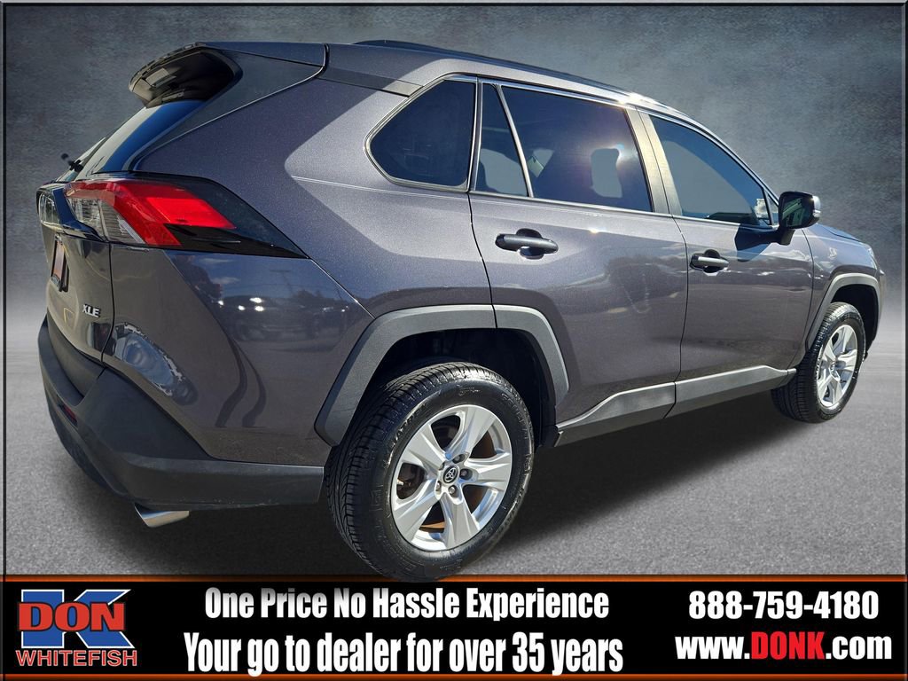 Used 2019 Toyota RAV4 XLE FWD image 8